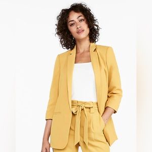 Mustard yellow blazer